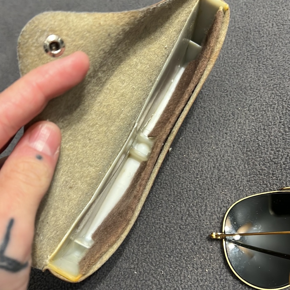 Vintage Ray Ban Aviator Outdoorsman Glasses with Original Case - Picture 10 of 11